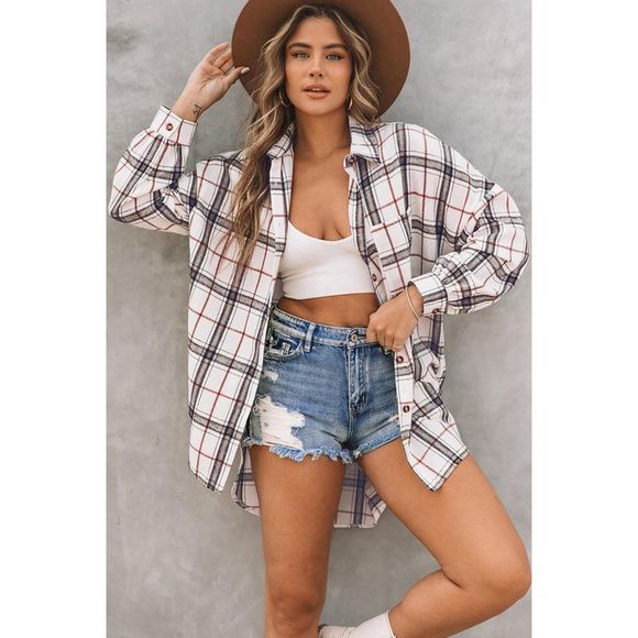 Azura Exchange  White Oversized Plaid Pattern Shacket with Slits - Picture 6 of 15